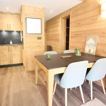 T3 Renove Confort Avec 2 Et Grandes Terrasses Ensoleillees, Au Pied Des Pistes A Areches-beaufort - Fr-1-342-300 Beaufort (Savoie)